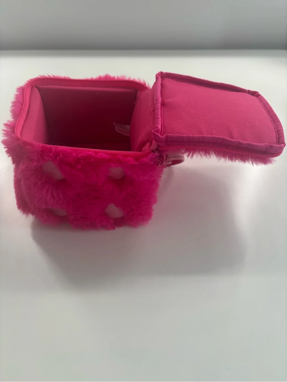 Benefit Cosmetics Rollin’ with Benetint Faux Fur Makeup Bag Wristlet – Empty